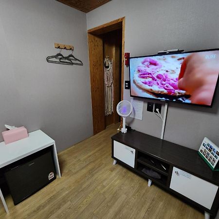Leehakjang Guesthouse Мокпо Экстерьер фото