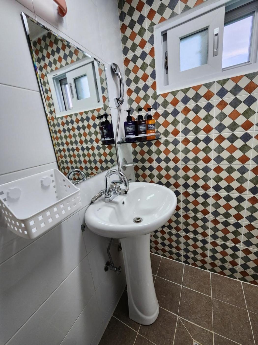 Leehakjang Guesthouse Мокпо Экстерьер фото